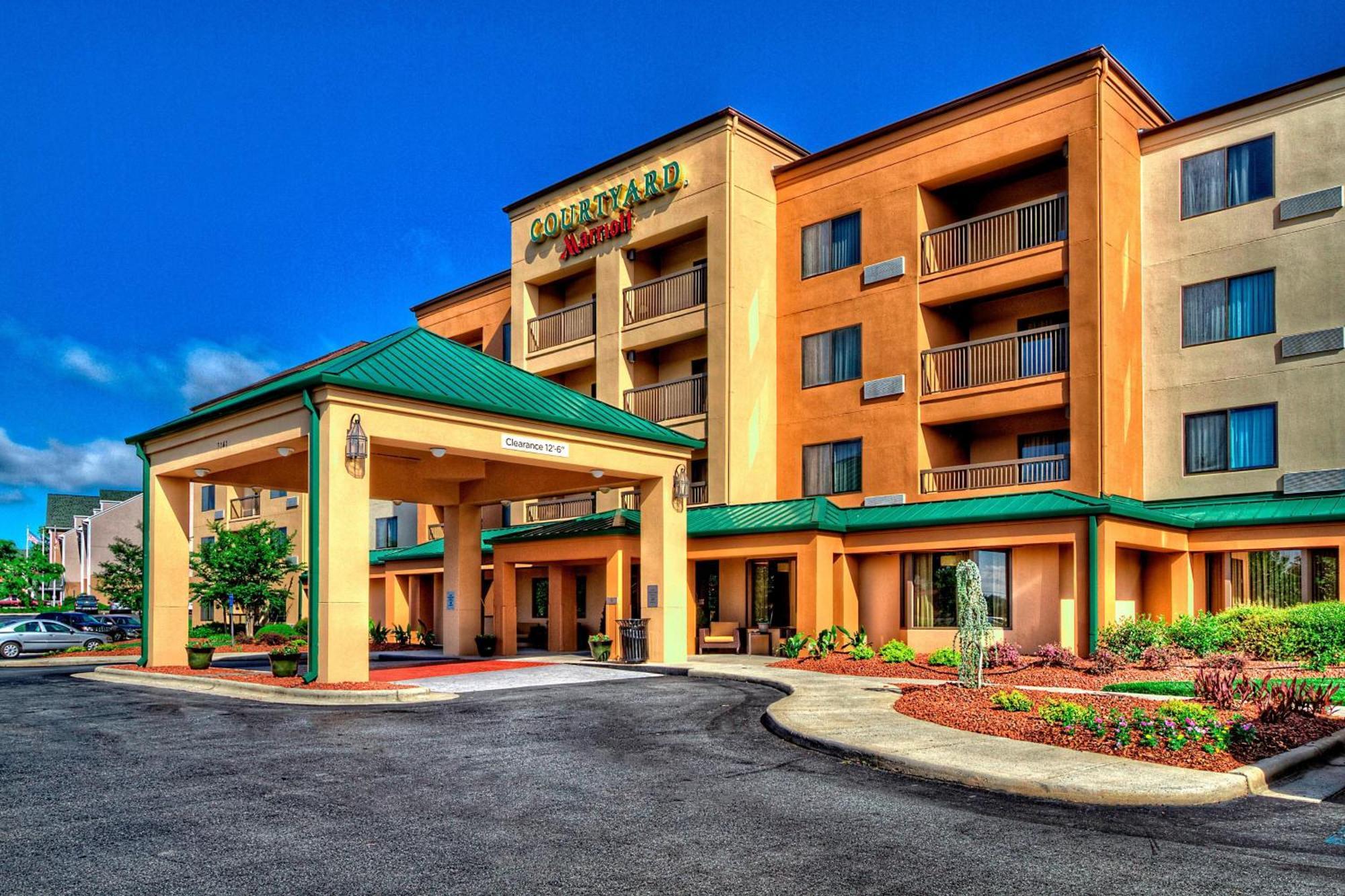Courtyard By Marriott Burlington Hotel Kültér fotó