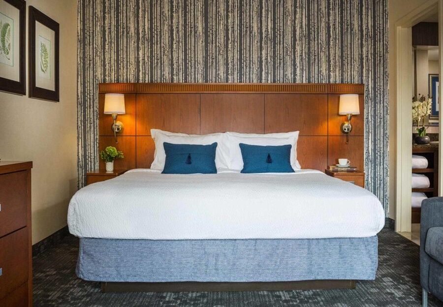 Courtyard By Marriott Burlington Hotel Kültér fotó