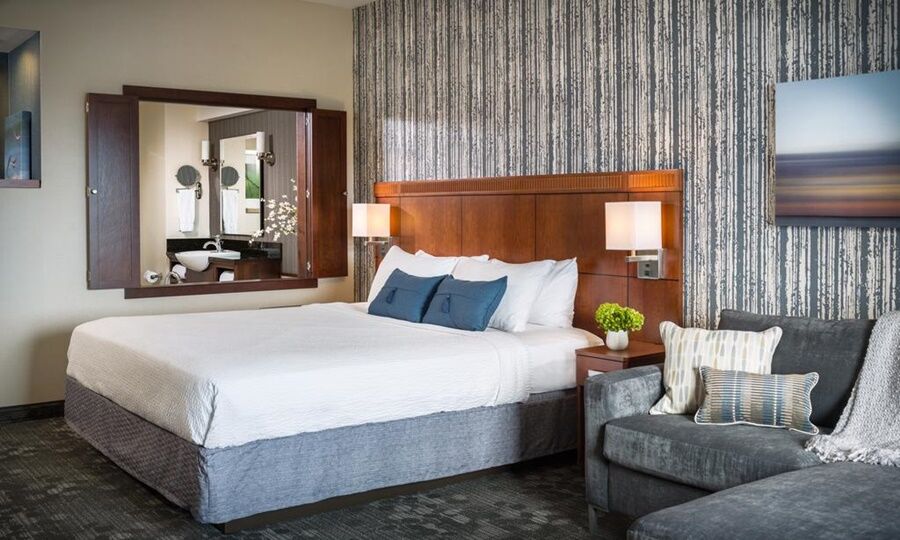 Courtyard By Marriott Burlington Hotel Kültér fotó