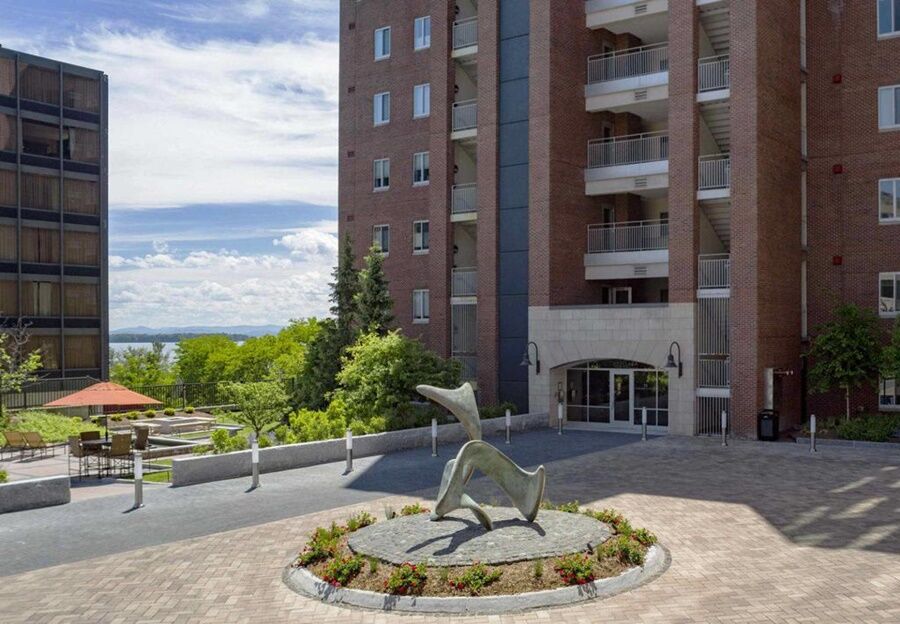 Courtyard By Marriott Burlington Hotel Kültér fotó