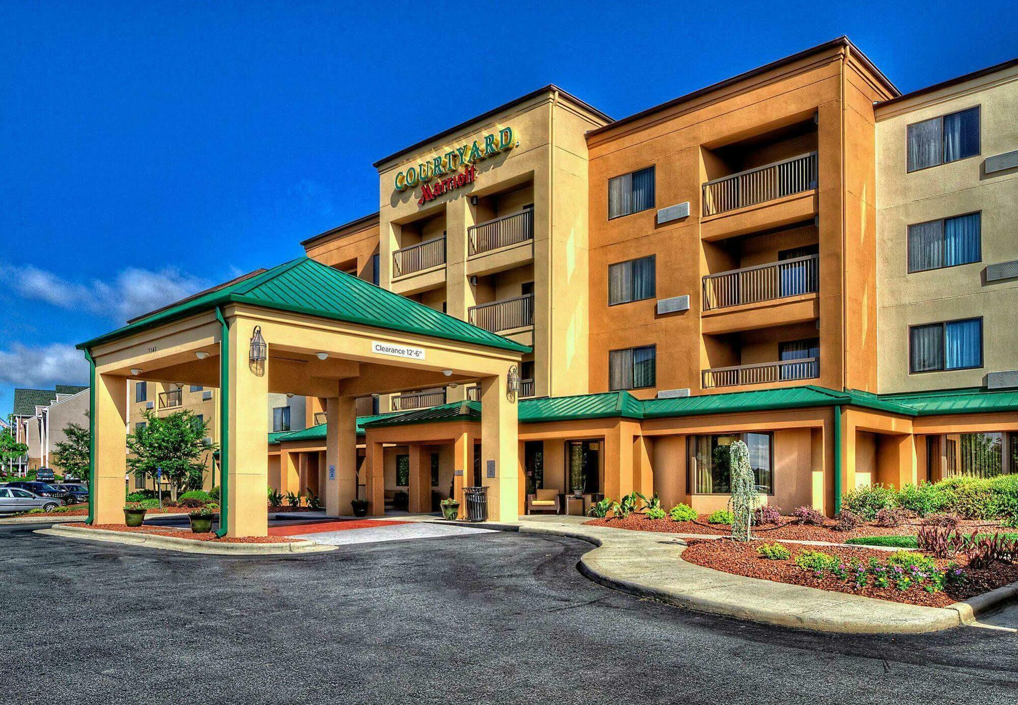Courtyard By Marriott Burlington Hotel Kültér fotó